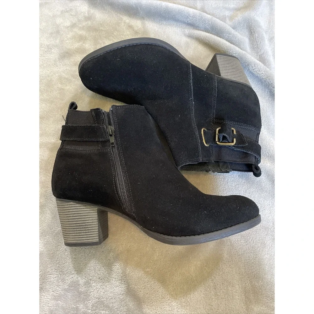 Skechers‎ Women's Booties Suede Ankle Black Basel Block Heels Size 10